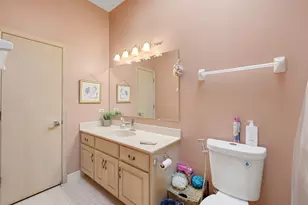9081 Del Prado Dr, Palos Hills, IL 60465 - Photo 23