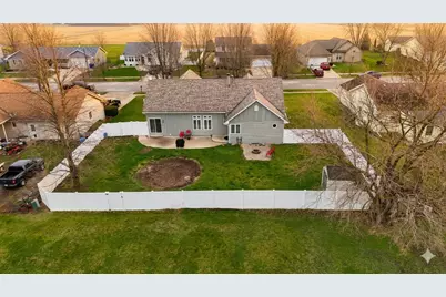 125 N Hamilton Drive, Grant Park, IL 60940 - Photo 25