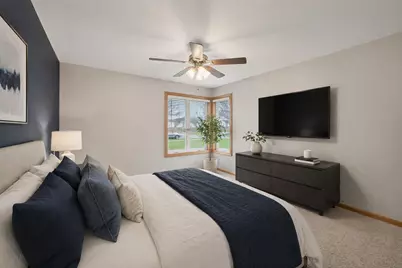 125 N Hamilton Drive, Grant Park, IL 60940 - Photo 9