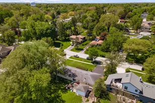 205 Oak Ave, Westmont, IL 60559 - Photo 7