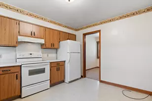 417 N Prairie St, Rockton, IL 61072 - Photo 5