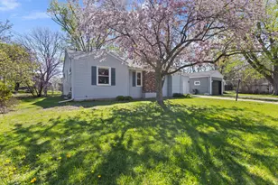 417 N Prairie St, Rockton, IL 61072 - Photo 3