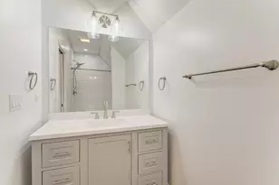 2838 N Hamlin Ave, Chicago, IL 60618 - Photo 33