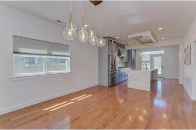 2838 N Hamlin Avenue, Chicago, IL 60618 - Photo 9
