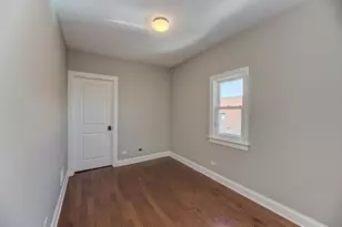 2838 N Hamlin Ave, Chicago, IL 60618 - Photo 35