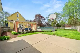 155 Maple St, Sugar Grove, IL 60554 - Photo 31