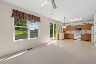 13232 Indiana Ct, Huntley, IL 60142 - Photo 11