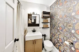 700 W Bittersweet Pl, Chicago, IL 60613 - Photo 17