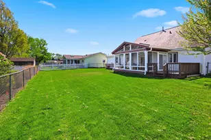 400 Banbury Ave, Elk Grove Village, IL 60007 - Photo 31