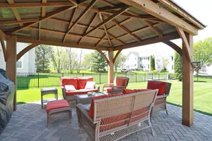 2140 Edgartown Ln, Hoffman Estates, IL 60192 - Photo 37