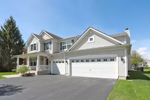 2140 Edgartown Ln, Hoffman Estates, IL 60192 - Photo 3