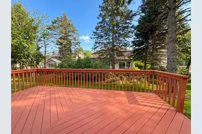 281 Governors Lane #281, Elgin, IL 60123 - Photo 21