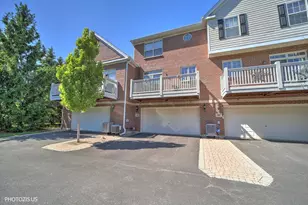 462 Prestwick Ln, Wheeling, IL 60090 - Photo 35
