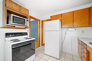 523 W Harrison St, Belvidere, IL 61008 - Photo 19