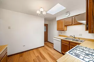 6025 N Wolcott Ave, Chicago, IL 60660 - Photo 9
