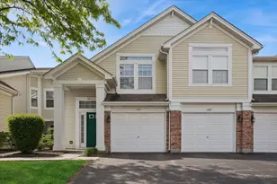 1009 Huntington Dr, Elk Grove Village, IL 60007 - Photo 1