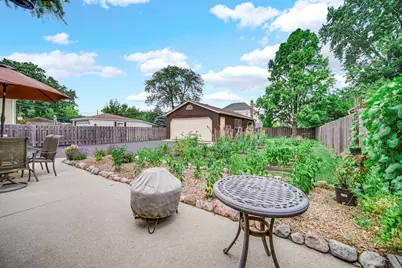 557 W Crockett Avenue, Elmhurst, IL 60126 - Photo 21