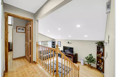 557 W Crockett Avenue, Elmhurst, IL 60126 - Photo 9