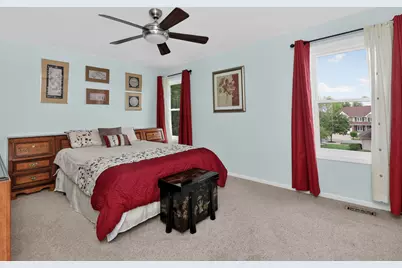 [Address not provided], Carol Stream, IL 60188 - Photo 13