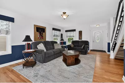 [Address not provided], Carol Stream, IL 60188 - Photo 3