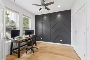 3424 W Beach Ave, Chicago, IL 60651 - Photo 3
