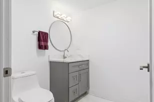 3424 W Beach Ave, Chicago, IL 60651 - Photo 25
