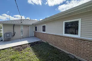 406 Sauk Trail, Park Forest, IL 60466 - Photo 7