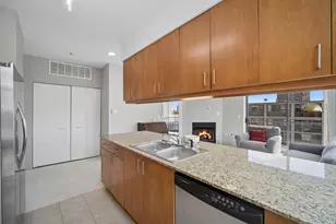 1720 Oak Ave, Evanston, IL 60201 - Photo 13