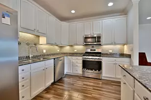 4953 Oakton St, Skokie, IL 60077 - Photo 7