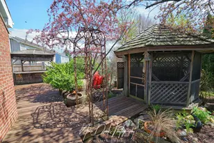 17665 W Julie Ln, Gurnee, IL 60031 - Photo 57