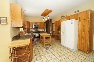17665 W Julie Ln, Gurnee, IL 60031 - Photo 17