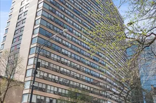 2930 N Sheridan Rd, Chicago, IL 60657 - Photo 1