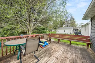 323 W Church St, Genoa, IL 60135 - Photo 21
