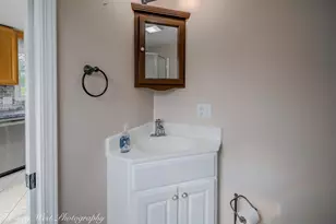 230 Sabin St, Sycamore, IL 60178 - Photo 11