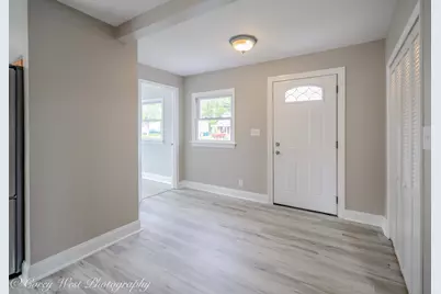 230 Sabin Street, Sycamore, IL 60178 - Photo 3