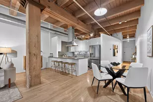 375 W Erie St, Chicago, IL 60654 - Photo 7