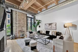 375 W Erie St, Chicago, IL 60654 - Photo 13