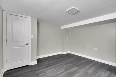 9709 S Avalon Avenue, Chicago, IL 60628 - Photo 25