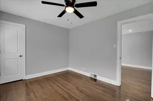 9709 S Avalon Ave, Chicago, IL 60628 - Photo 13