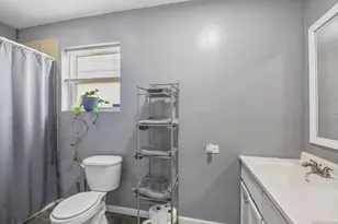 3009 Elisha Ave, Zion, IL 60099 - Photo 9