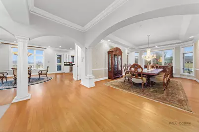 1611 Burr Oak Drive, Libertyville, IL 60048 - Photo 7