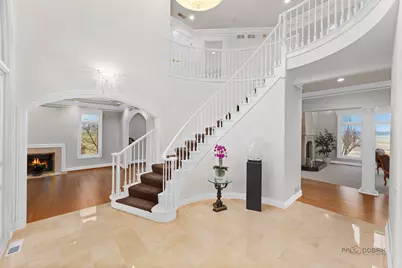 1611 Burr Oak Drive, Libertyville, IL 60048 - Photo 3