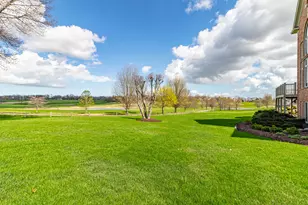 1611 Burr Oak Dr, Libertyville, IL 60048 - Photo 95