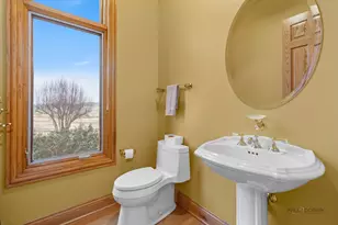 1611 Burr Oak Dr, Libertyville, IL 60048 - Photo 65