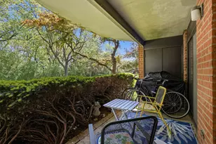 1615 E Central Rd, Arlington Heights, IL 60005 - Photo 7