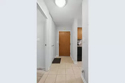 1615 E Central Road #113B, Arlington Heights, IL 60005 - Photo 11
