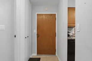 1615 E Central Rd, Arlington Heights, IL 60005 - Photo 11
