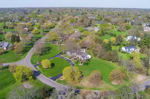 1092 Aberdeen Rd, Inverness, IL 60067 - Photo 3