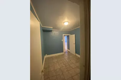 2053 W 70th Street, Chicago, IL 60636 - Photo 7