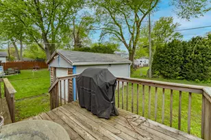 222 Highmoor Dr, Round Lake Park, IL 60073 - Photo 37